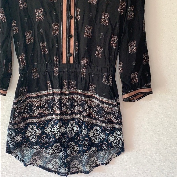 Kendall & Kylie Black Printed Button Down Romper - Picture 5 of 8